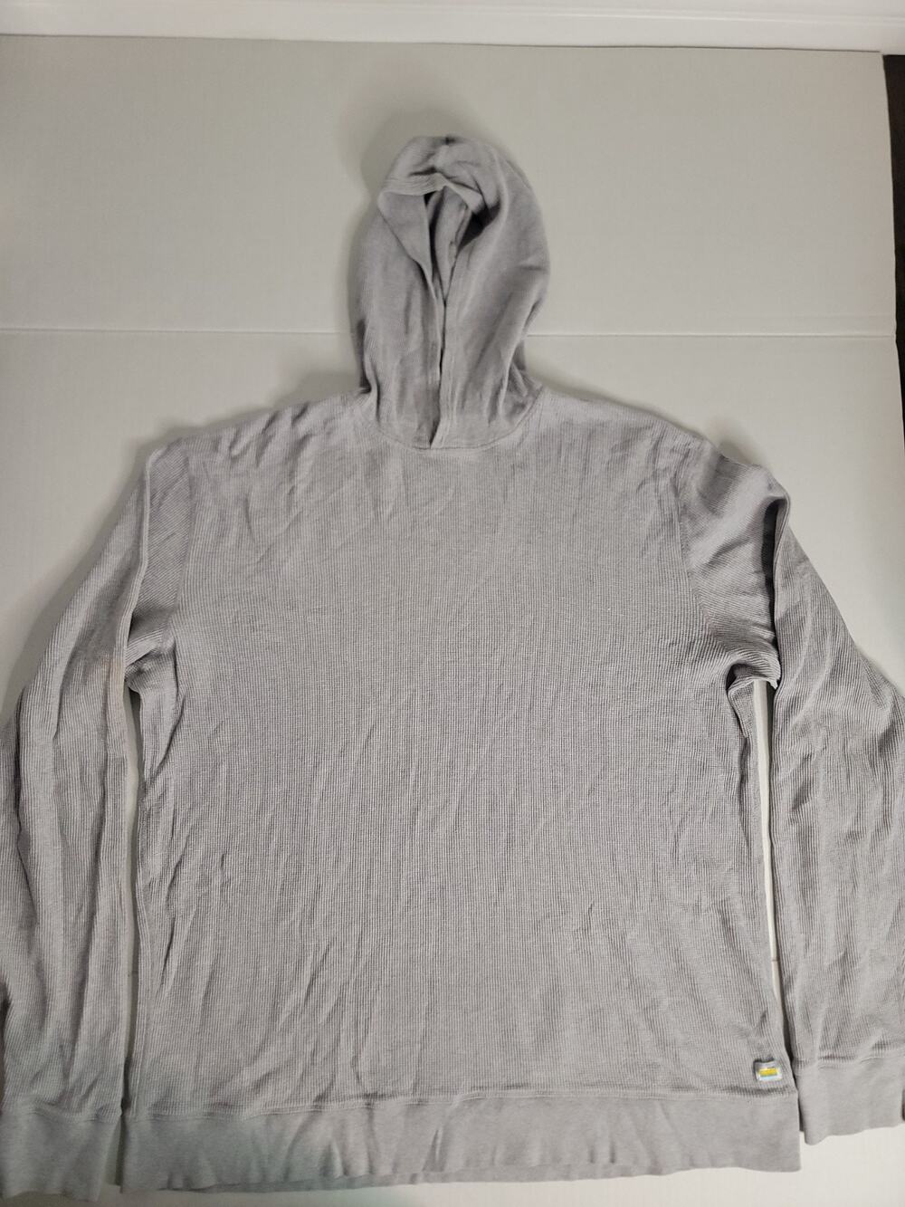 Vuori Hoodie Mens 2XL Grey Lakewood Waffle Thermal Knit Pullover Hooded FLAWED*